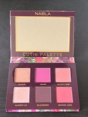 Nabla Wildberry palette